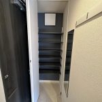 (玄関) (玄関)