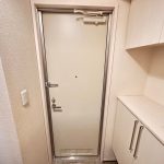 ※室内写真は内装済み別号室となります(玄関) ※室内写真は内装済み別号室となります(玄関)