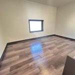 写真は内装済み別号室